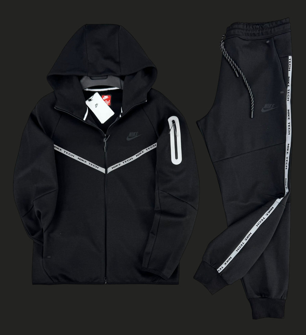 Nike Tech FLC / Reflective 2025