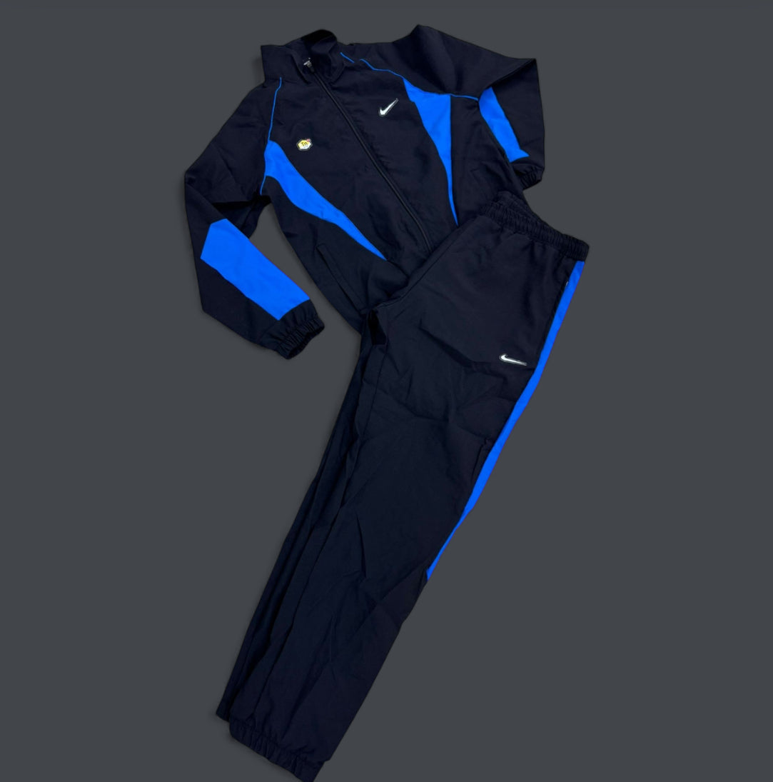 Nike TN шушлеков екип