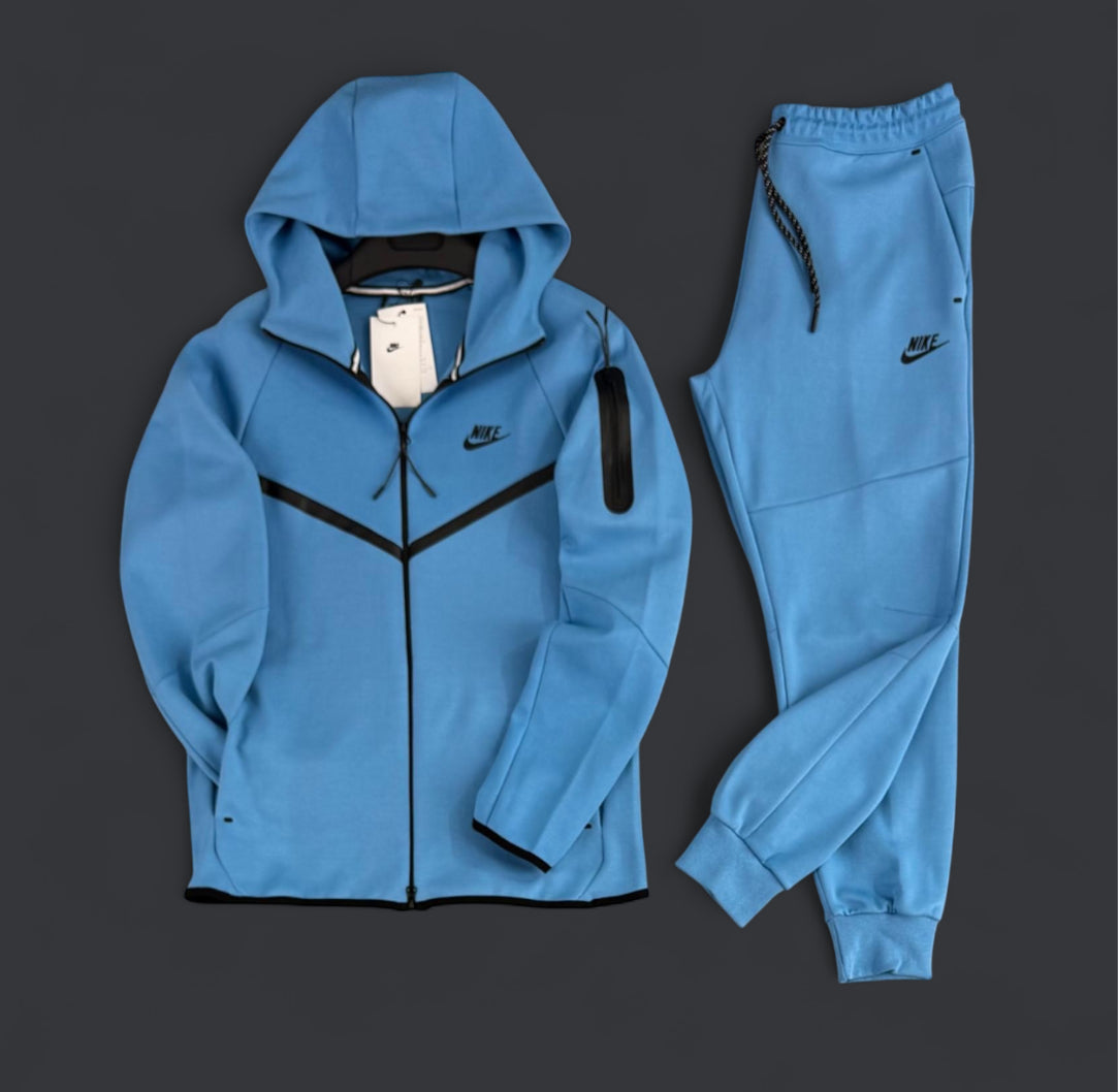 Nike Tech FLEECE