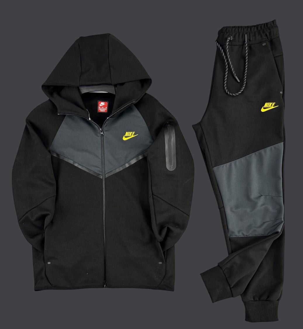 Nike Tech FLC / 2025